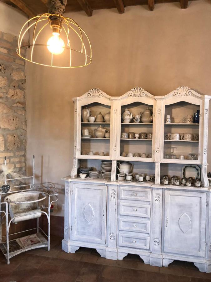 Tenuta Di Vico Moricino أناني المظهر الخارجي الصورة