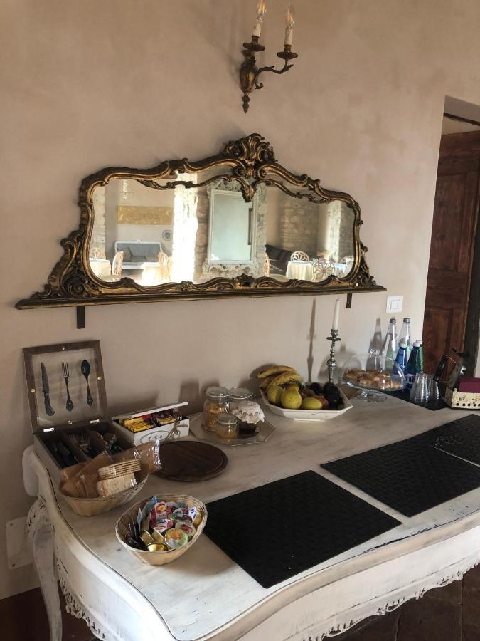 Tenuta Di Vico Moricino أناني المظهر الخارجي الصورة